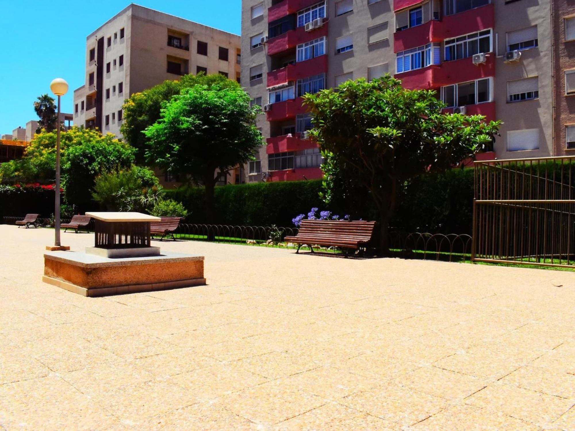 Amplio Y Luminoso Cerca Del Centro Y La Playa Con Piscina Y Parking Privado Apartment Malaga