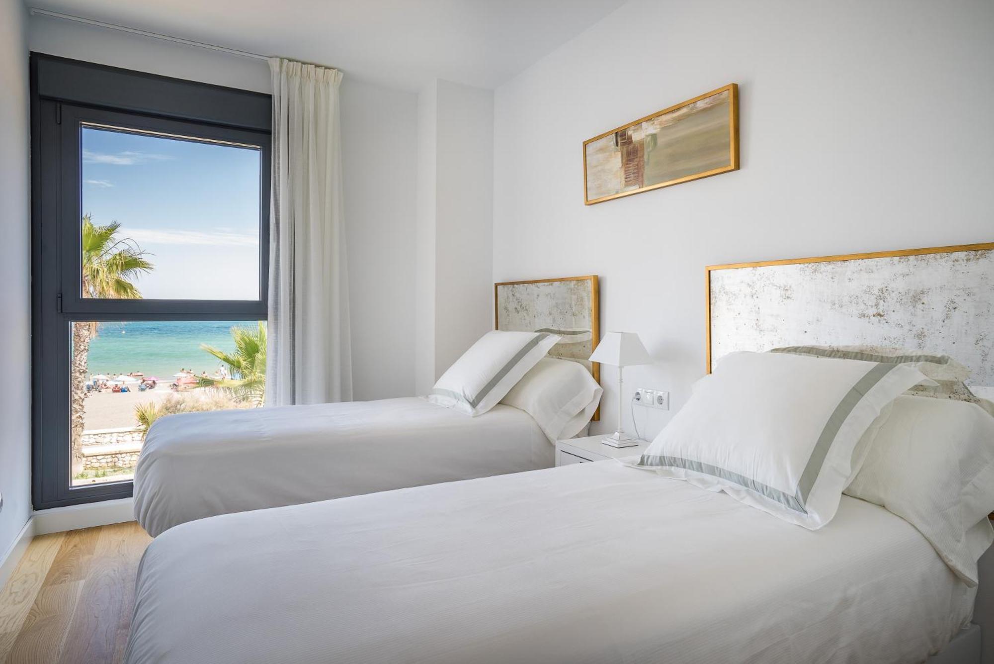 Gran Vivienda De Lujo Frente Al Mar * Málaga