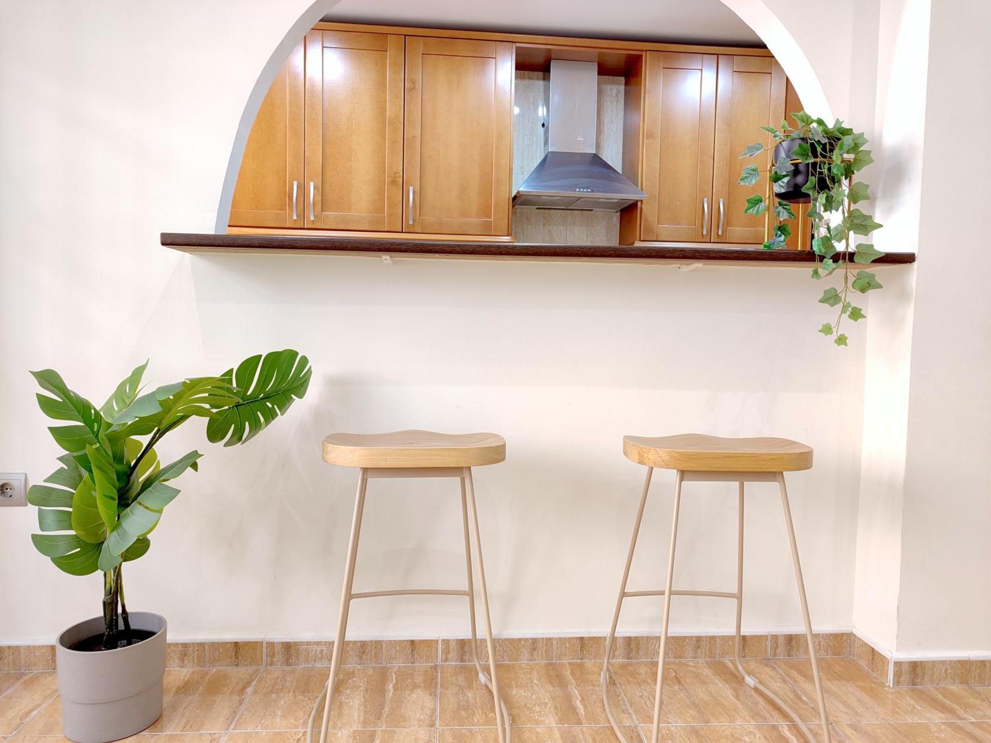 Apartment D4: Design & Relax In The *