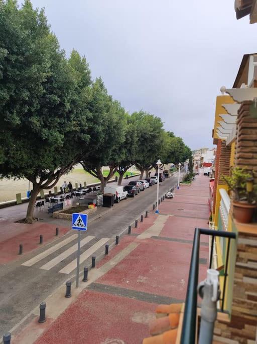 Magnificent Ground Floor With Views - B Apartment Málaga