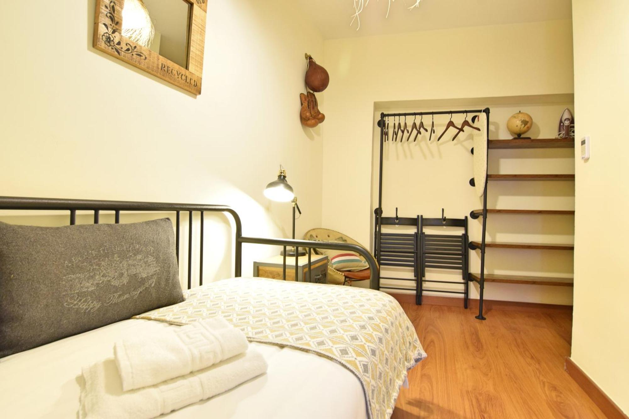 Del Conde Old Town Apartment