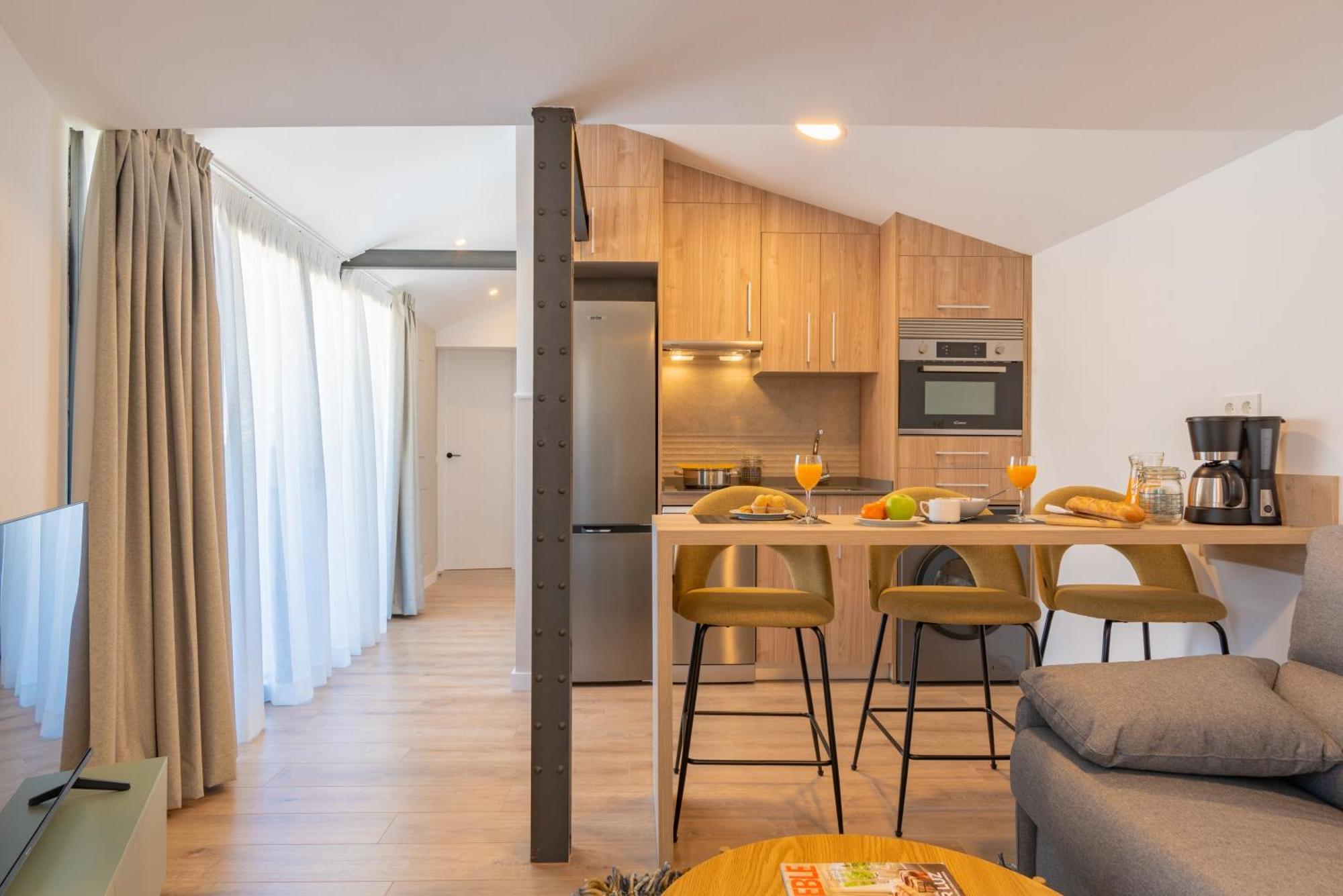 Feelathome Atarazanas Apartamento *