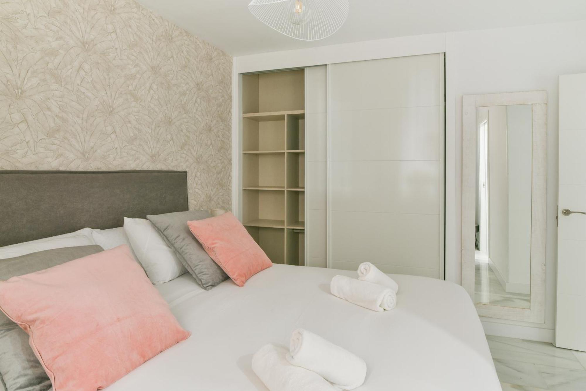 Apartamento Magnificent- 2bd 2bth- Center Málaga