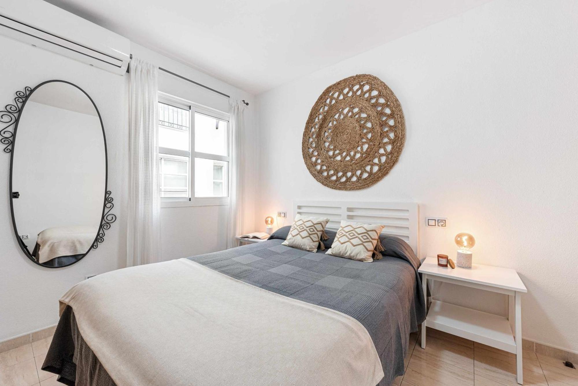Sunlit Casa Bonita With Free Parking Apartment Malaga