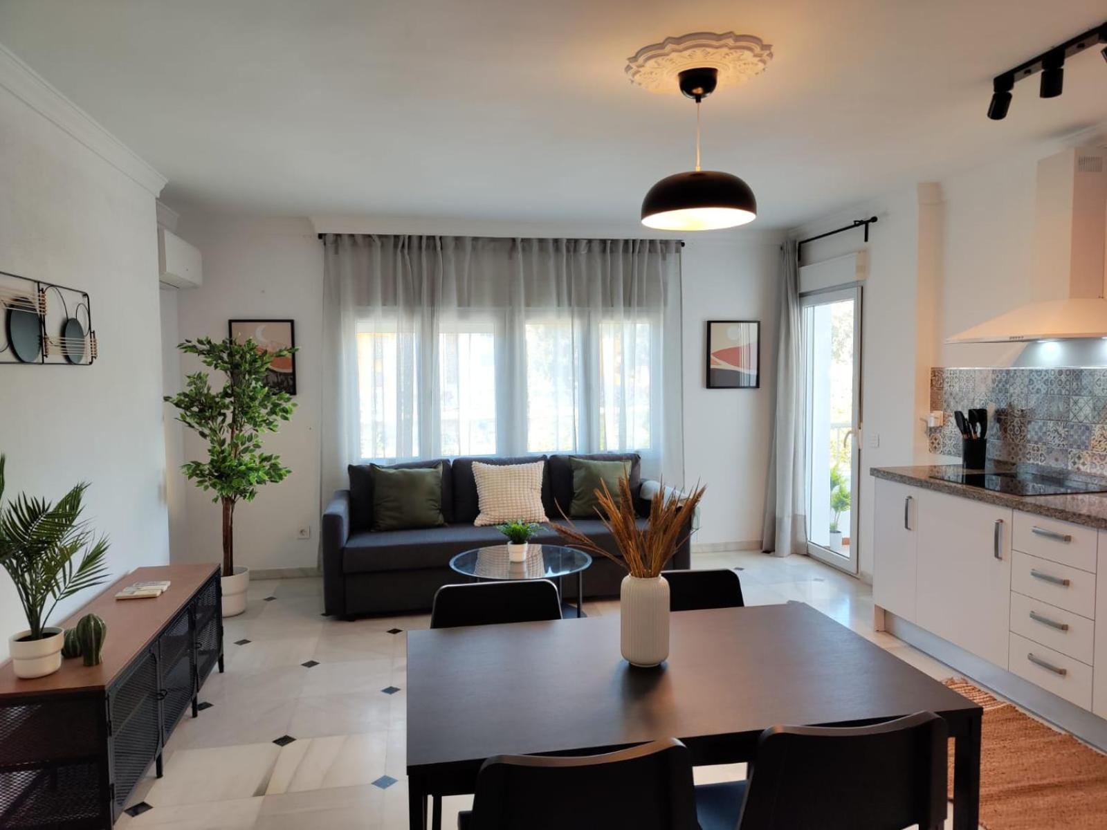 Wintowinrentals Your Steps From The Center Appartement Málaga