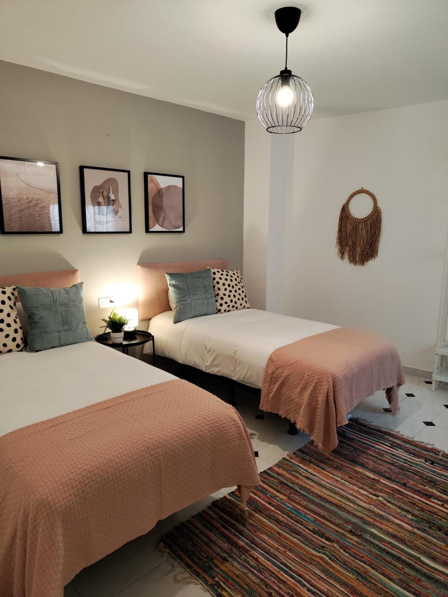Appartement Wintowinrentals Your Steps From The Center *