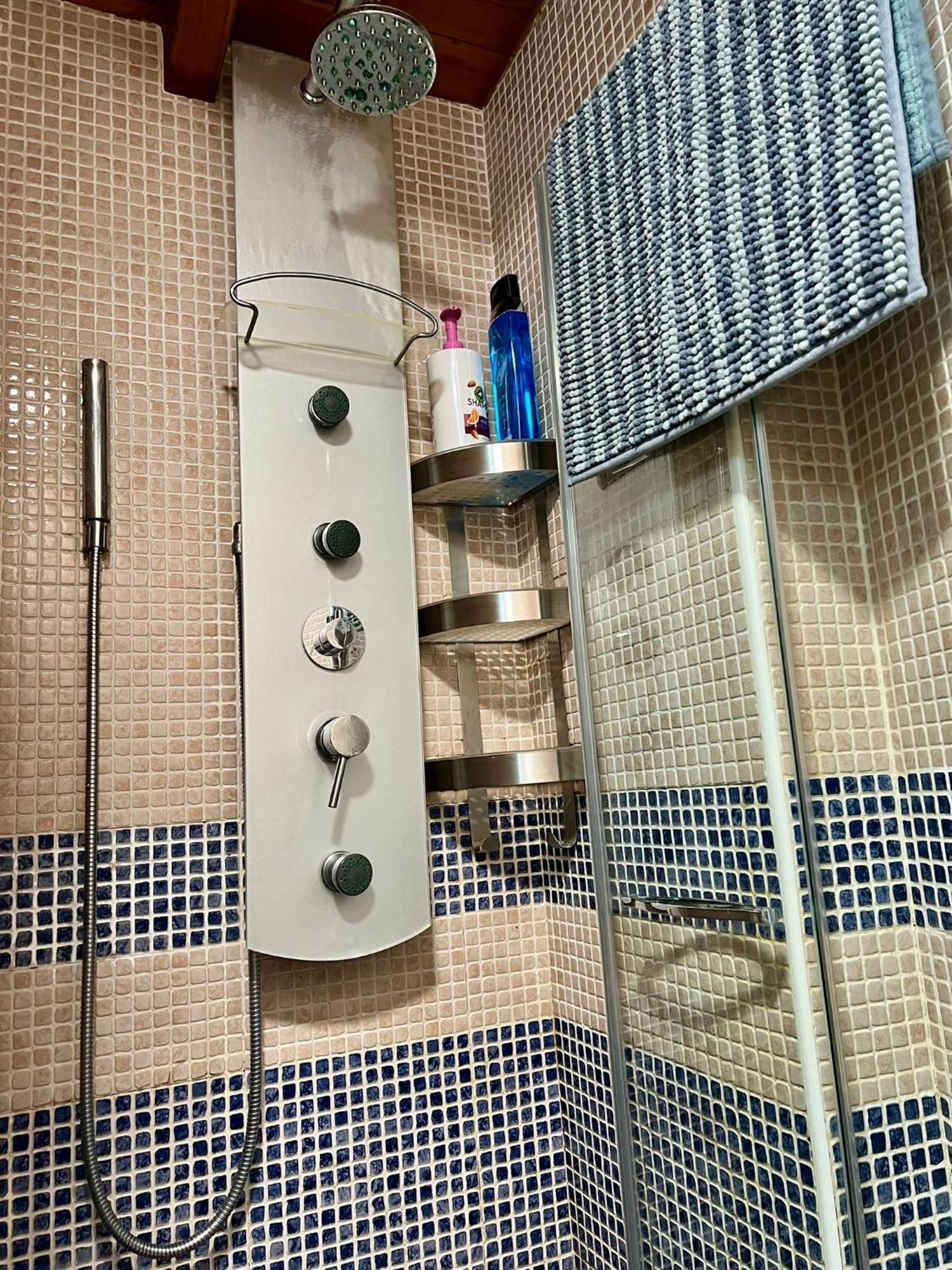 Amazing In Oldtown Calle Carreteria Free Wifi&ac Apartment