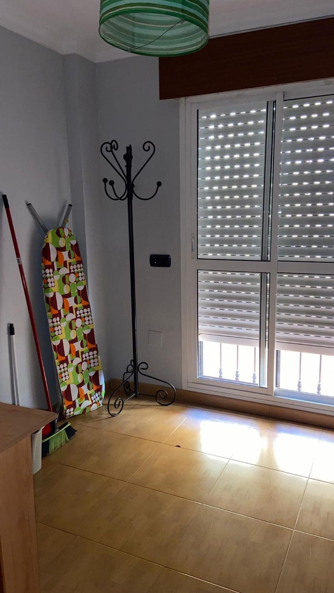 Piso Bien Ubicado Y Acogedor Malaga