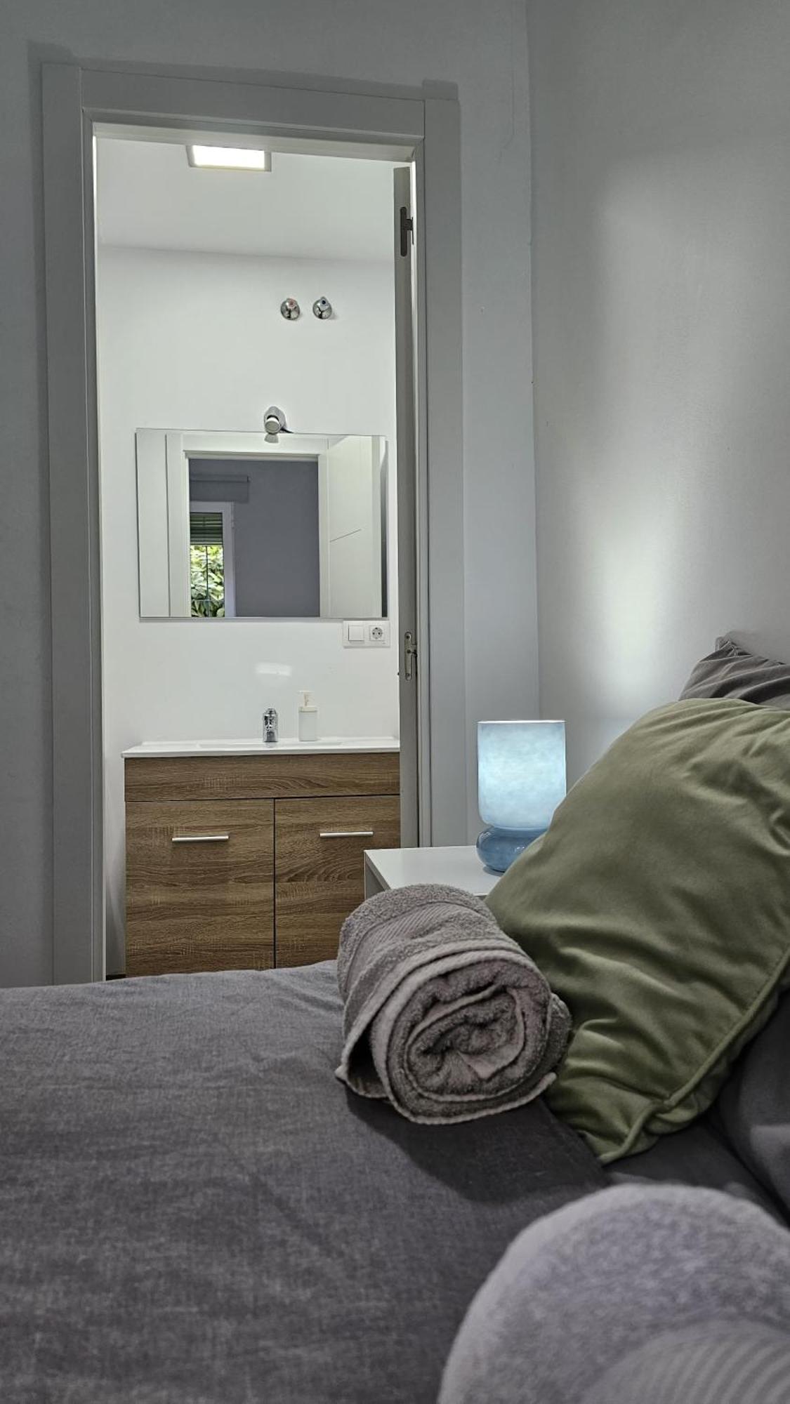 Malaga Home Apartment *