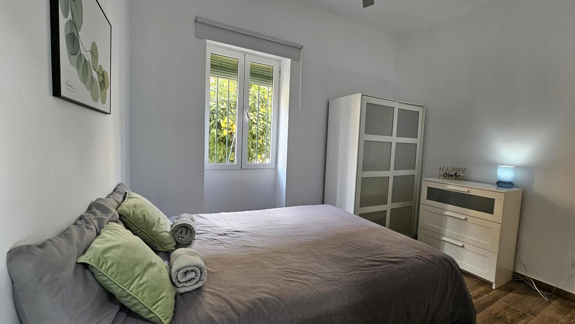 Malaga Home Apartment *