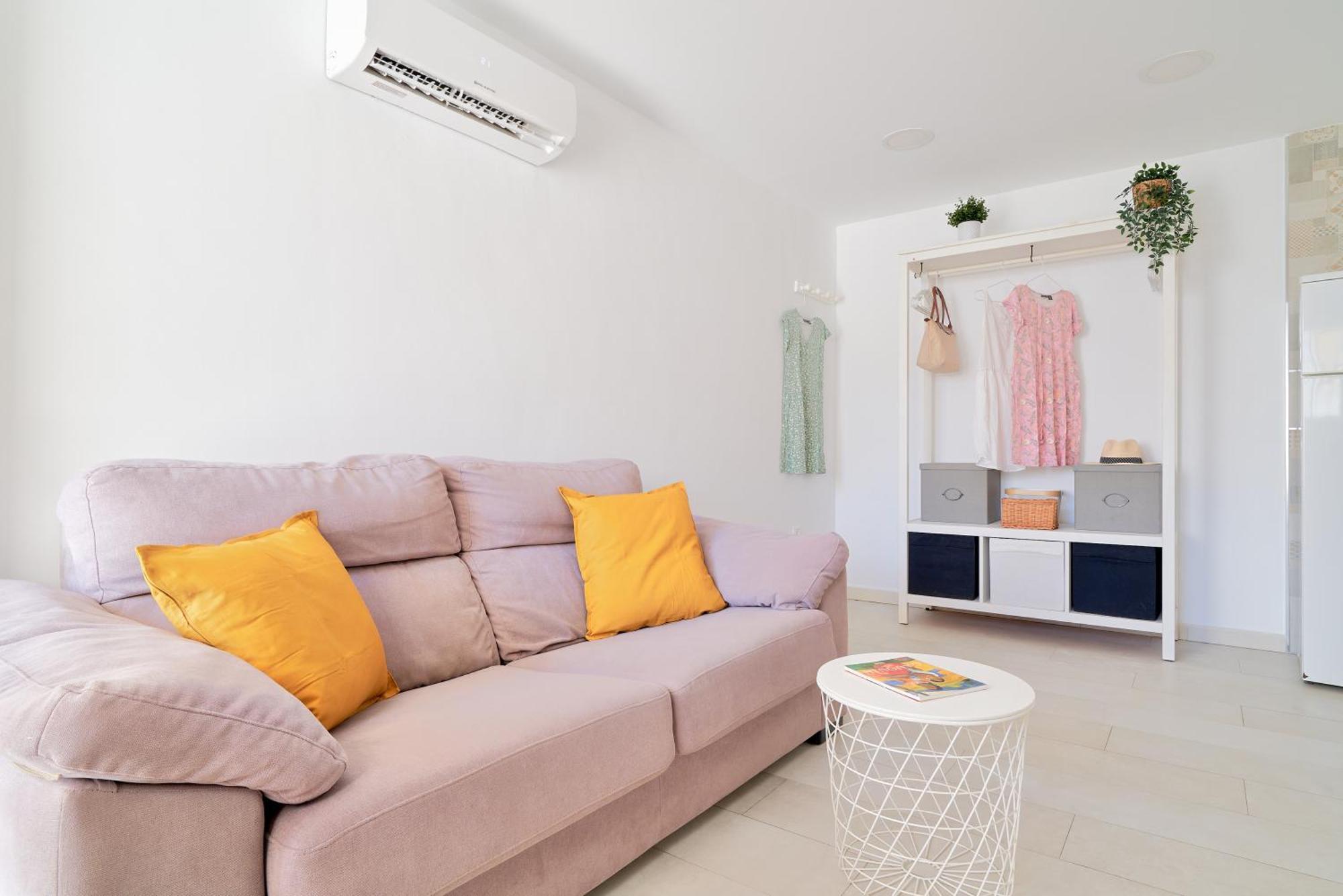Apartment Romantico Estudio En La Playa De Pedregalejo By Alterhome Málaga