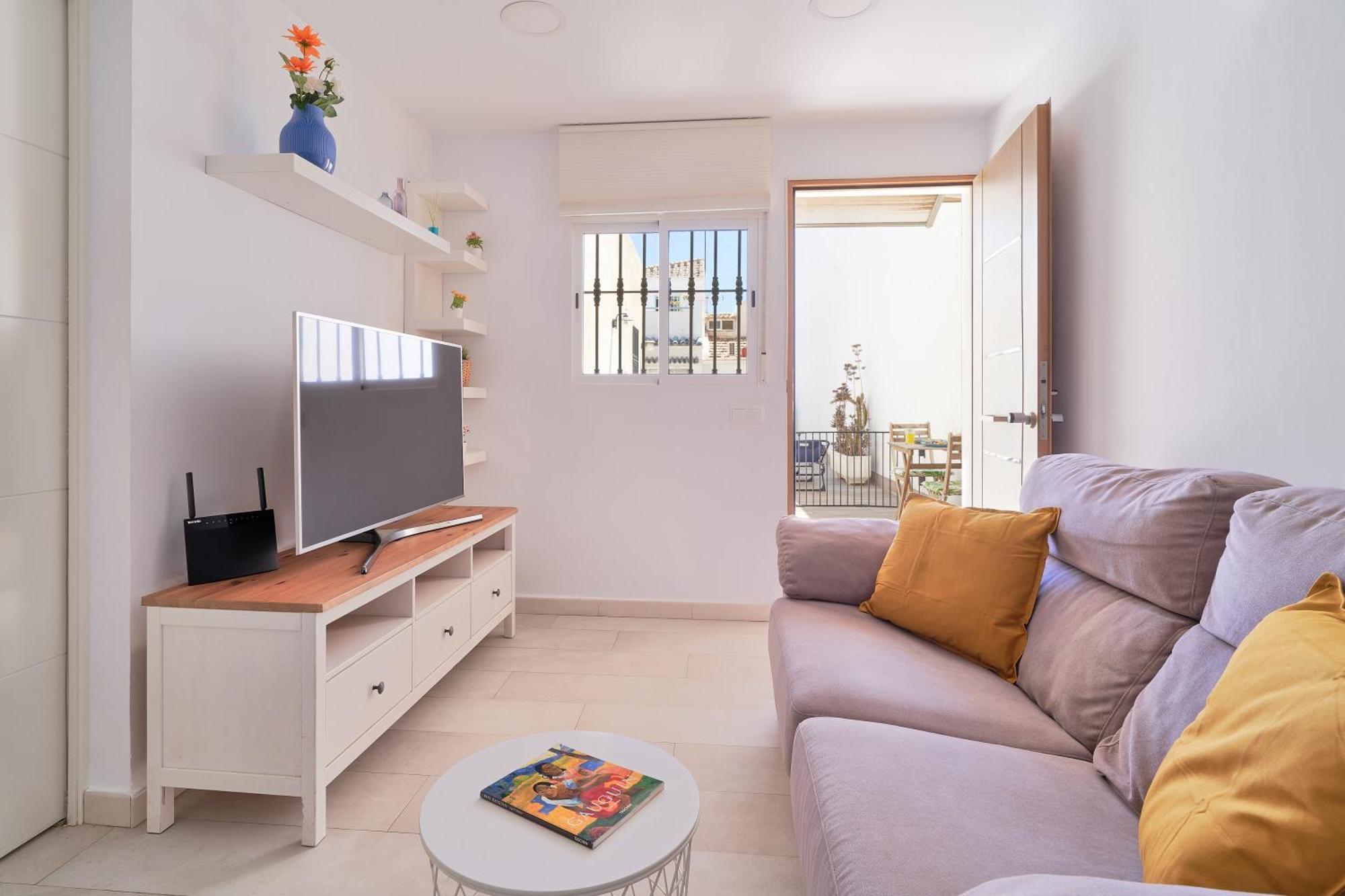 Apartment Romantico Estudio En La Playa De Pedregalejo By Alterhome