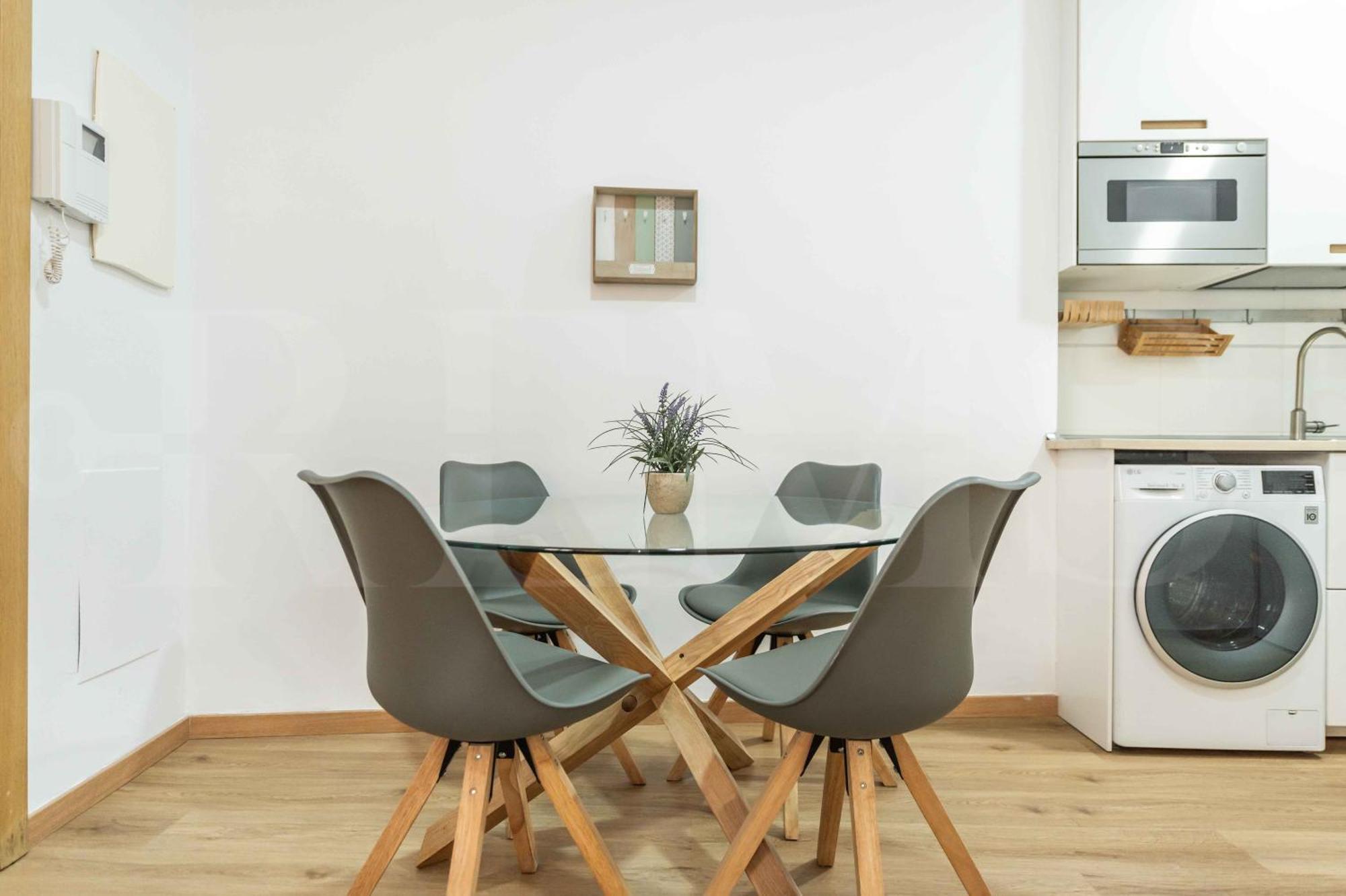 Relaxing With Parking In The Center By Rems Appartement *