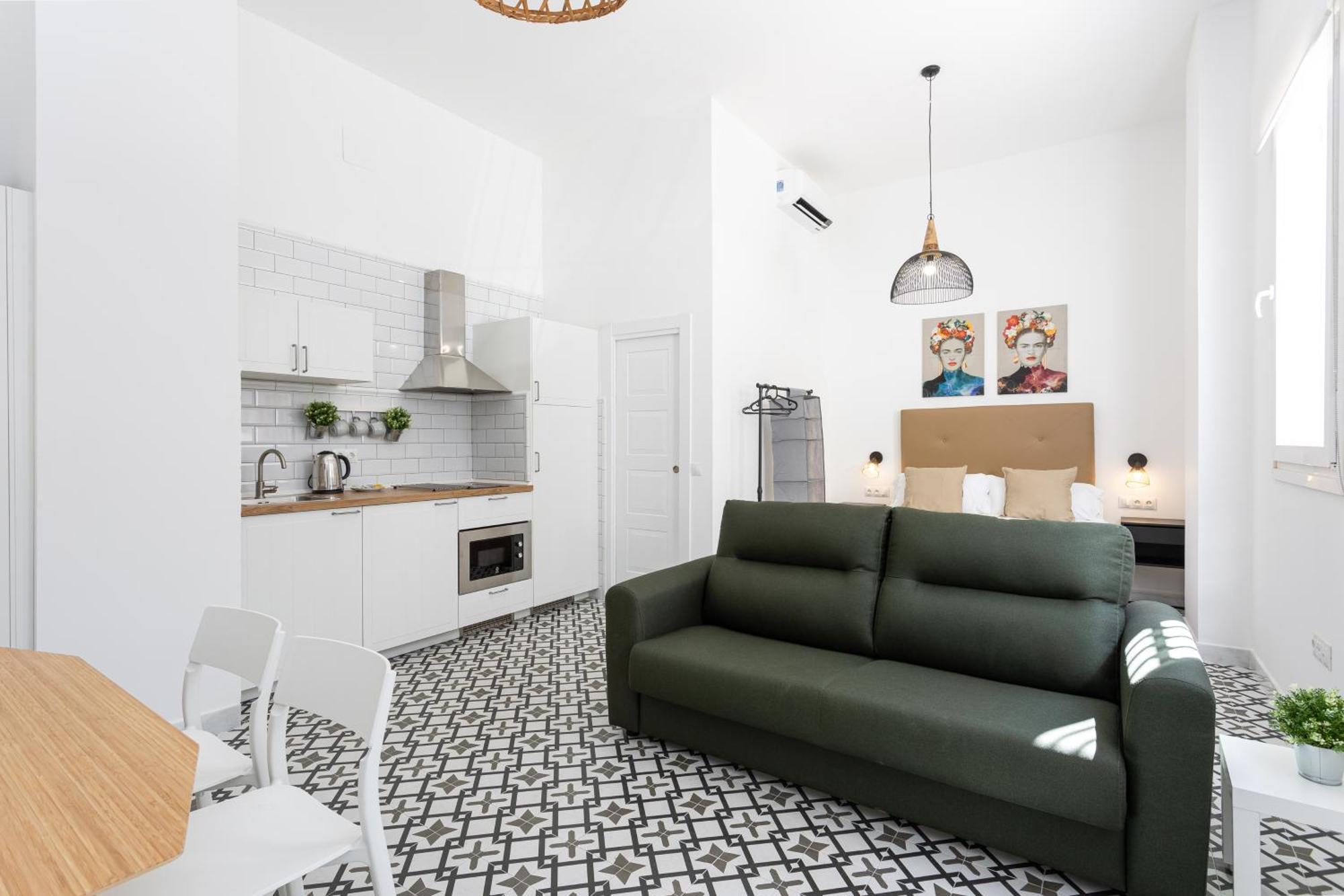 Apartment Holidays2malaga Picasuss Loft New Built Close Huelin And Promenade Malaga