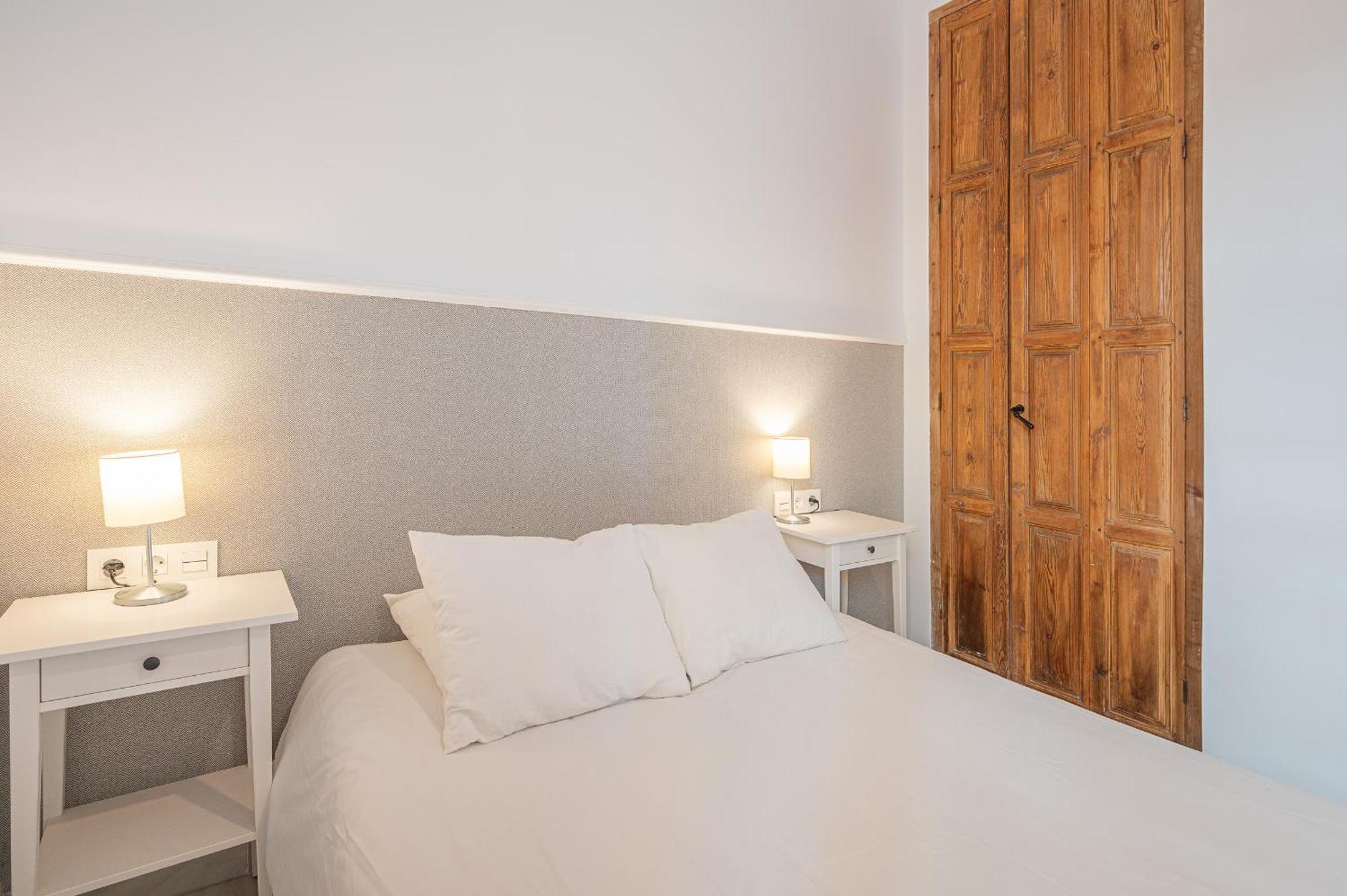 Dona Elvira Carreteria Apartment Malaga