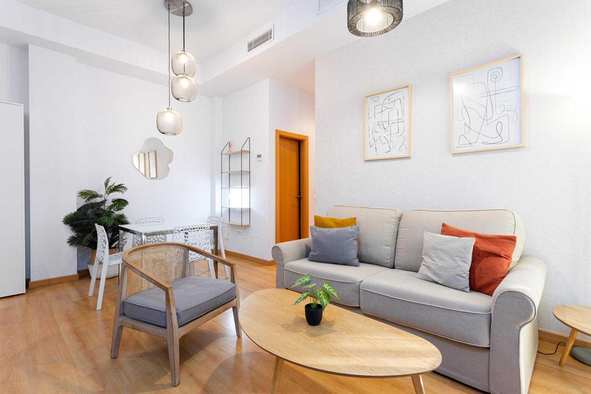 Holidays2malaga Picasso Area Apartment *