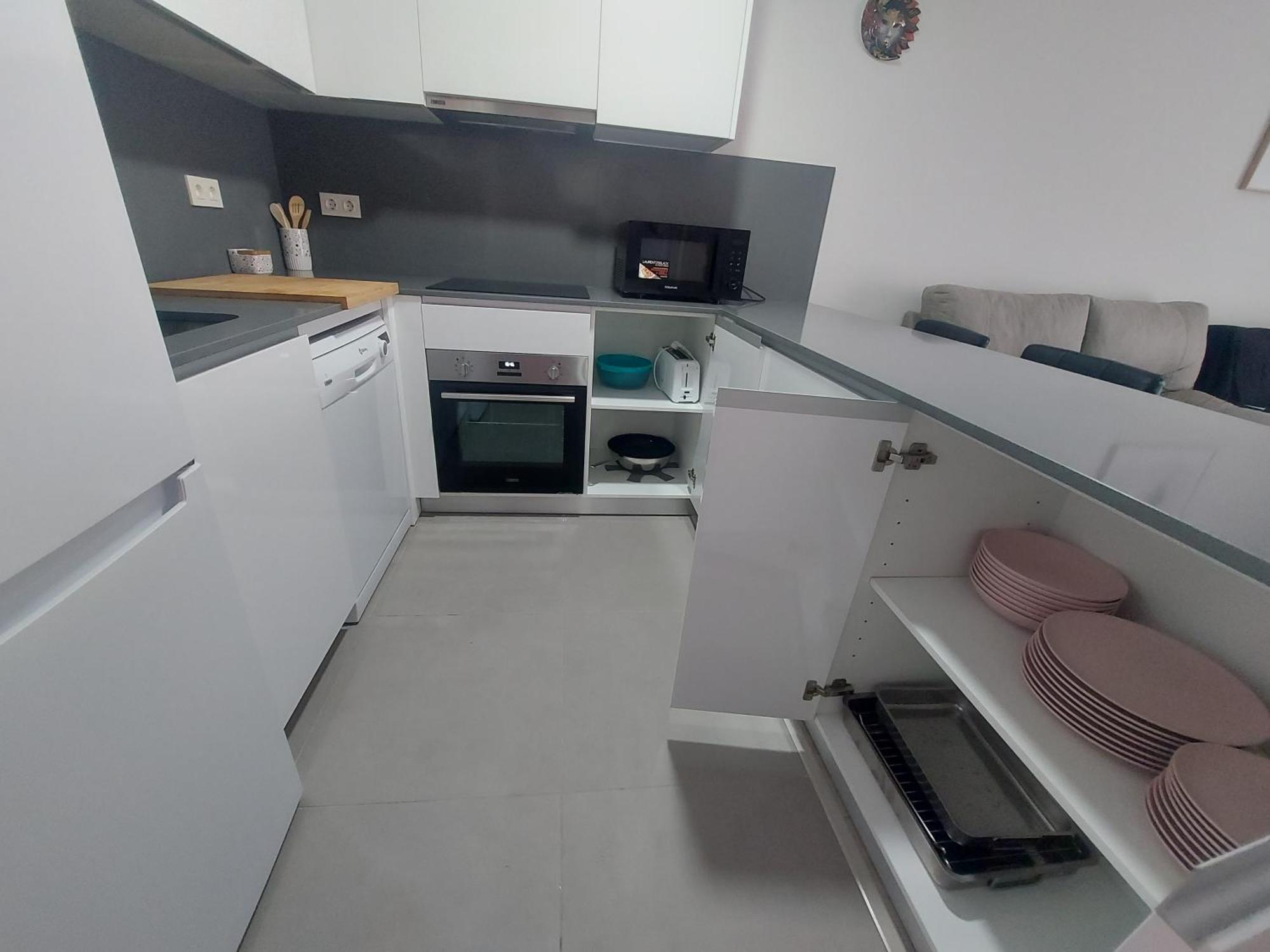 Valle-niza: Beachfront Retreat In Velez-malaga Apartment *