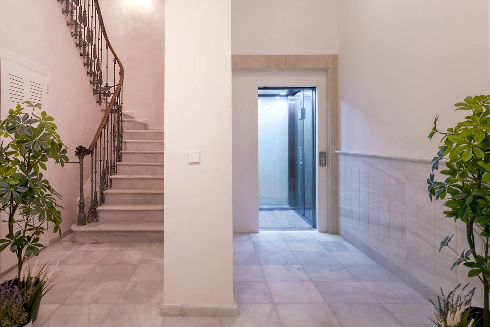 Thyssen Cisneros By Rent Me Apartment Málaga