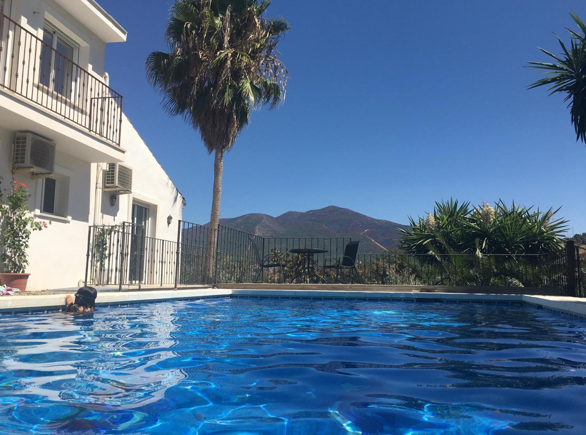 Apartment Penthouse Apartment, Cortijo Fruitful Hills Malaga