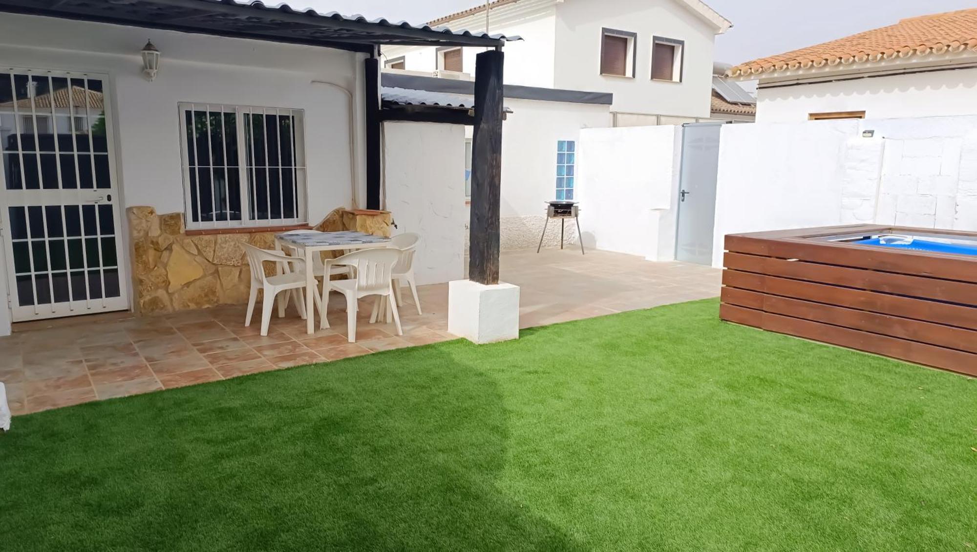 Chalet Bosque10 Piscina Privada Entre La Playa Holiday home *