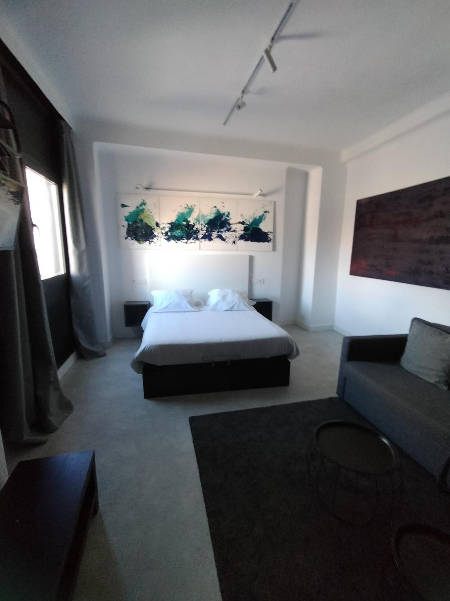 Eneldo Modern Y Luxury *