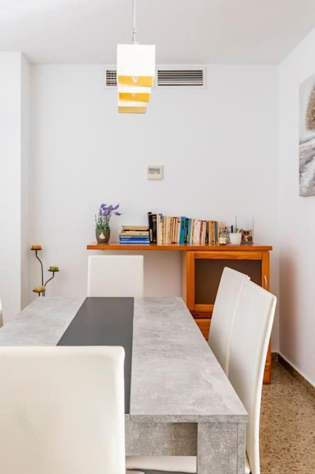 Apartamento Amplio Y Luminoso Piso Disfrutar Del Centro De Málaga