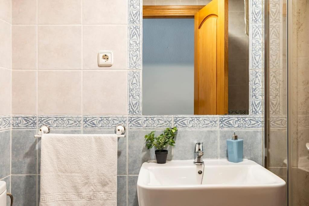 Apartamento Amplio Y Luminoso Piso Disfrutar Del Centro De *