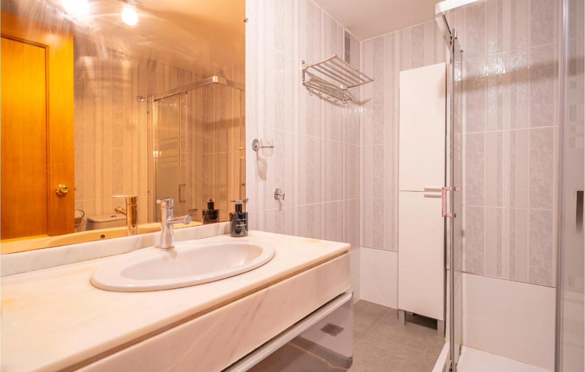 Beautiful In With Kitchen Apartment Malaga