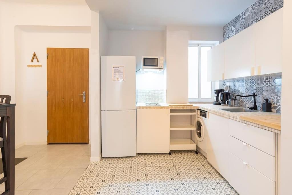 3 Bedroom Flat In Historic Centre * Malaga