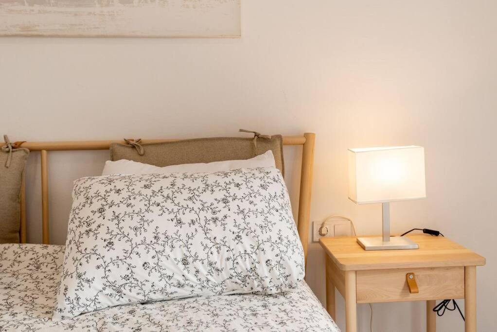 3 Bedroom Flat In Historic Centre Apartment