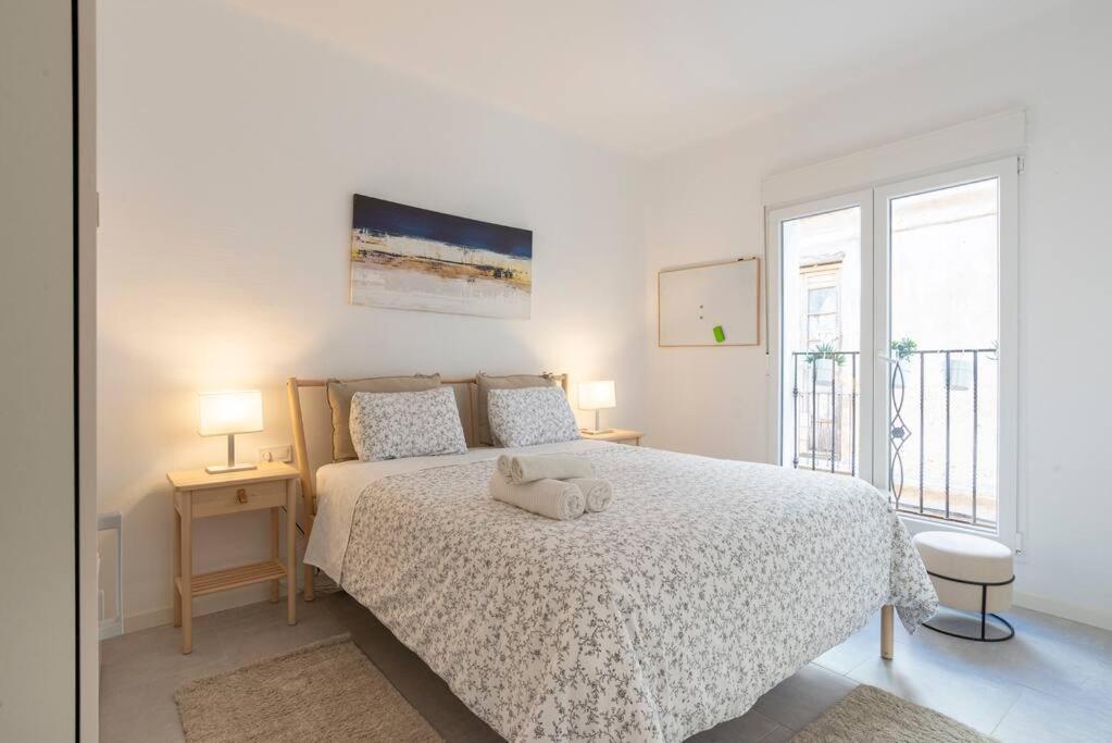 3 Bedroom Flat In Historic Centre Apartment Malaga