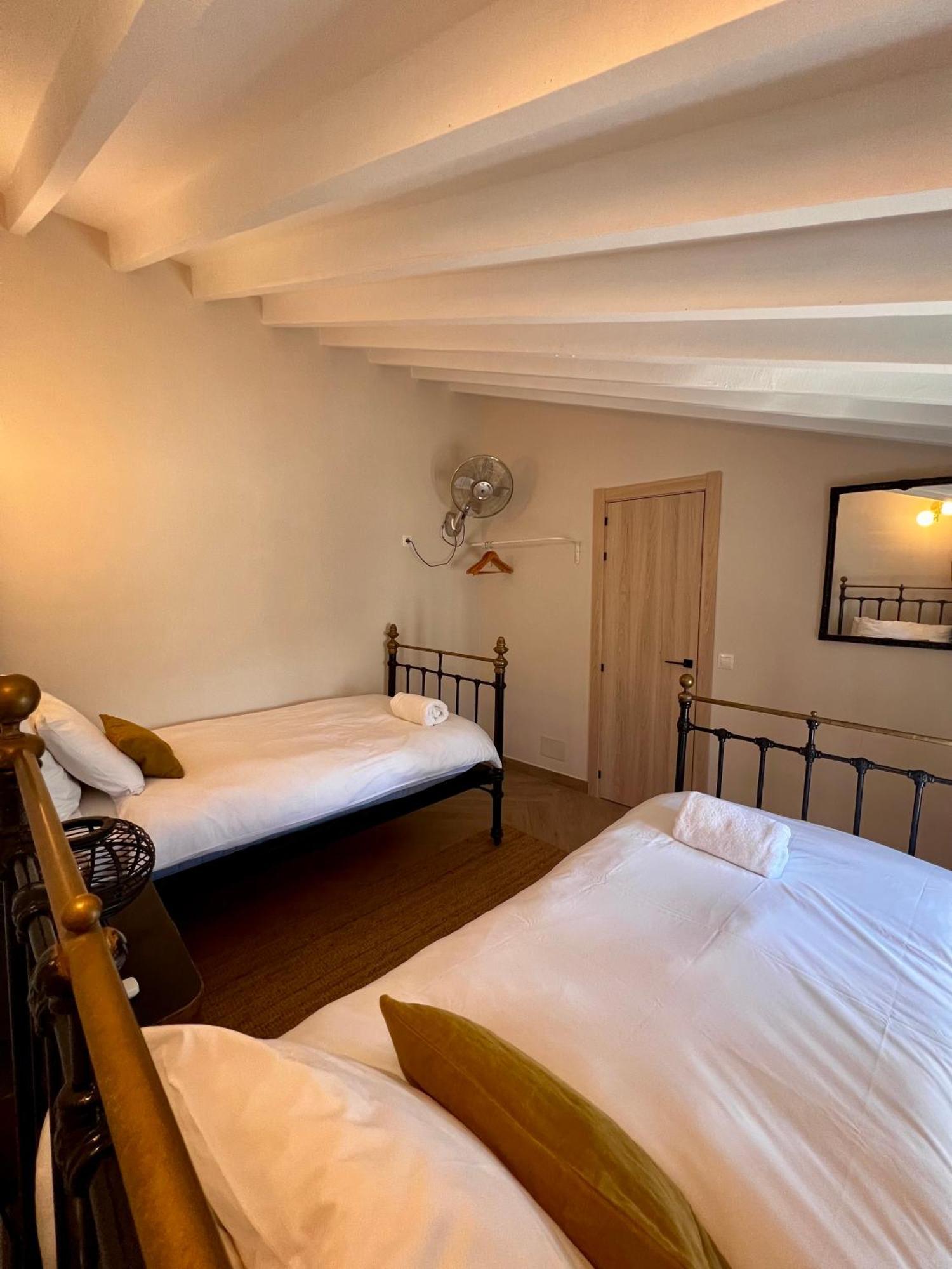 Ferienhaus Renovated Cinema Town House In Comares Málaga