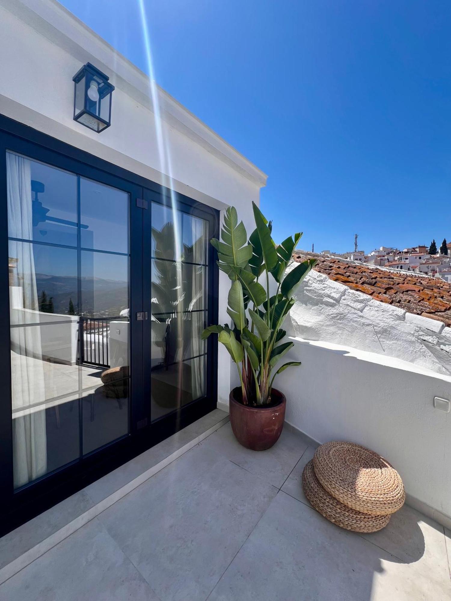 Ferienhaus Renovated Cinema Town House In Comares