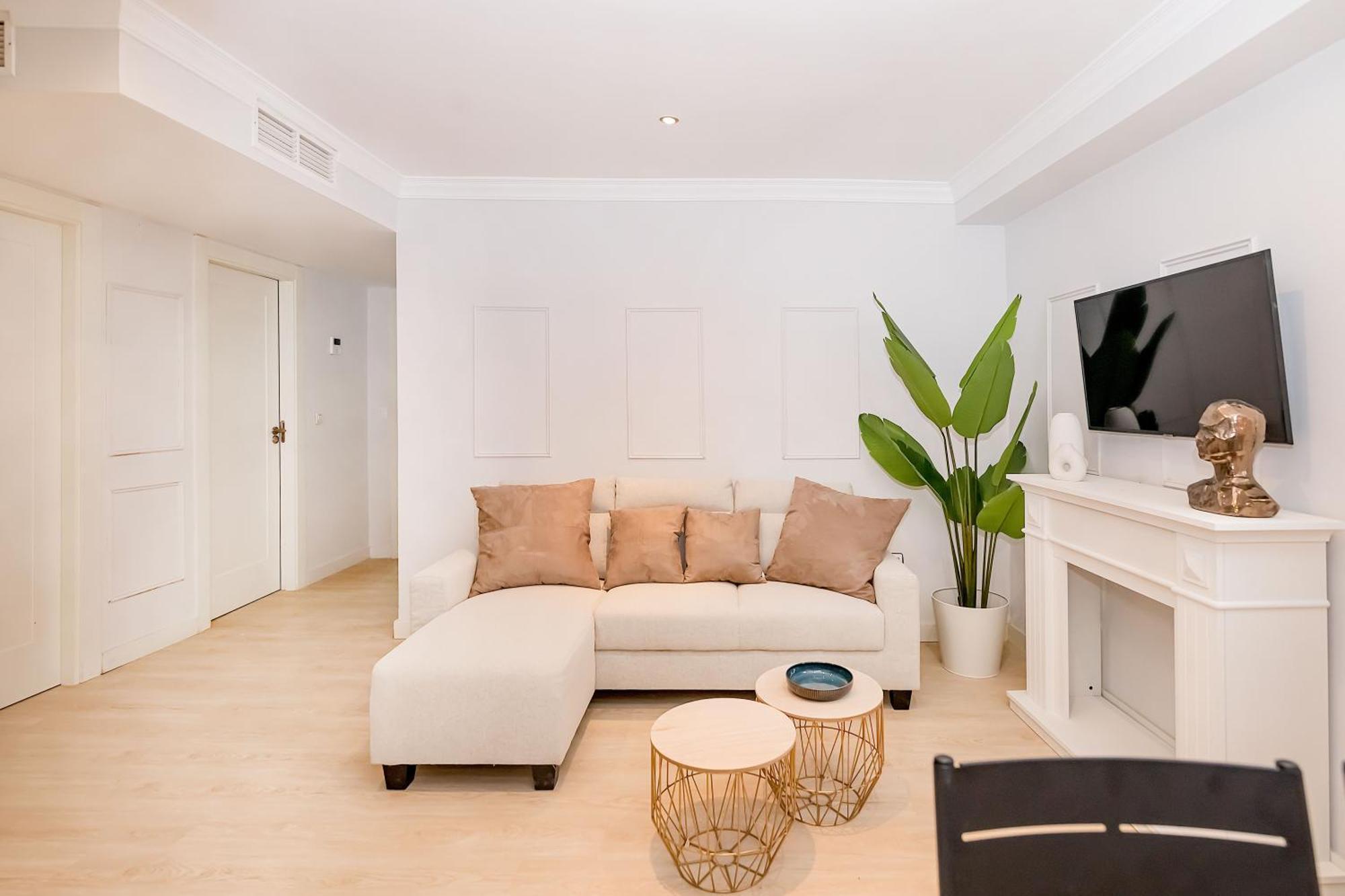 Apartment Bhost - The Special One *