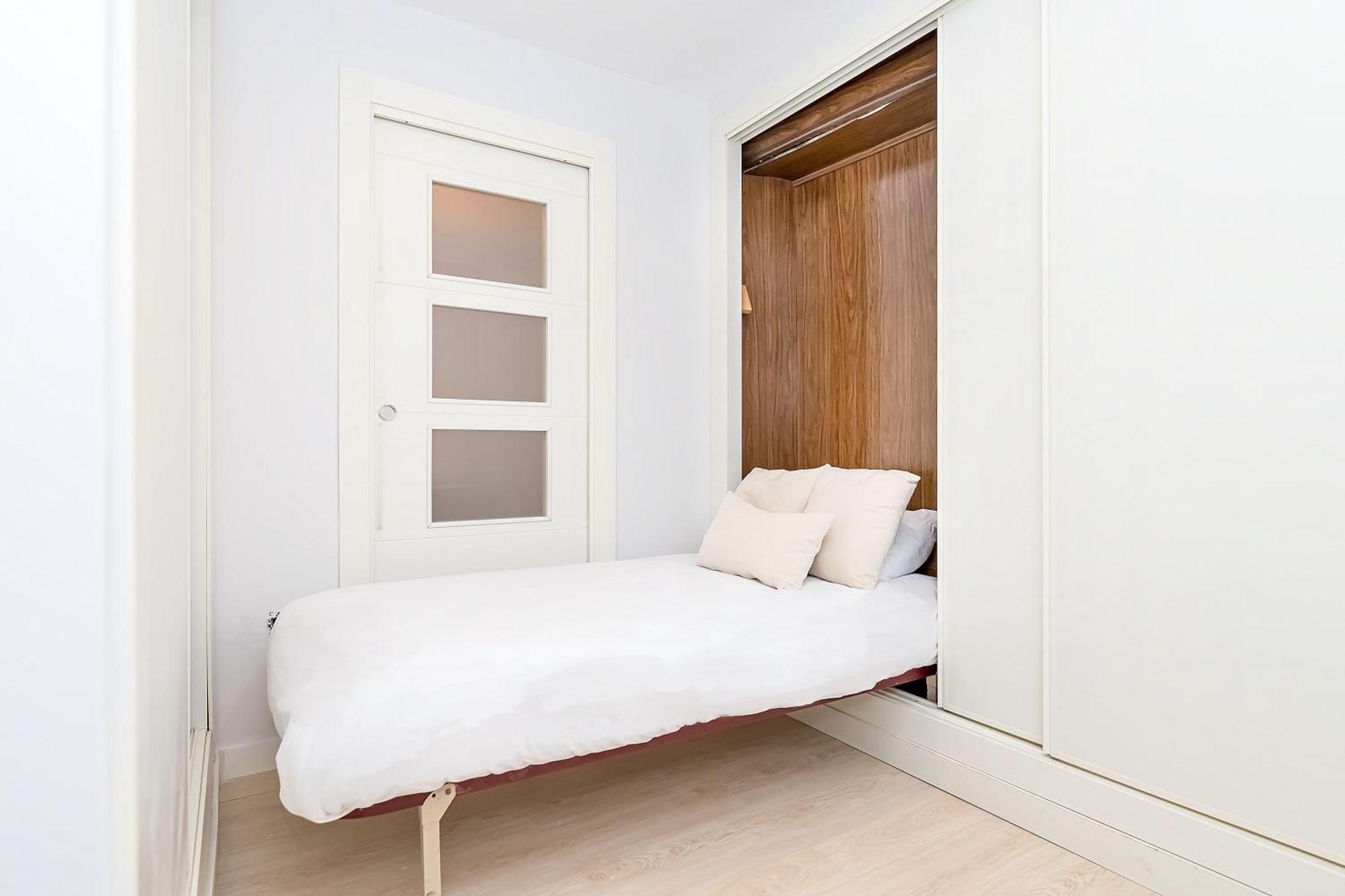 Apartment Bhost - The Special One *