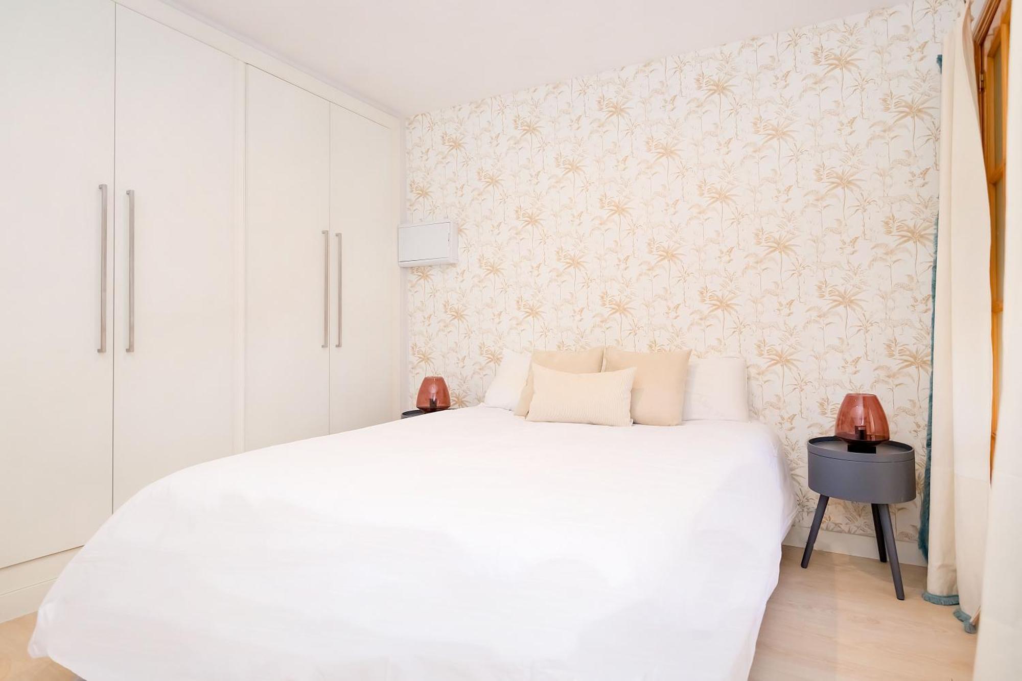 Apartment Bhost - The Special One