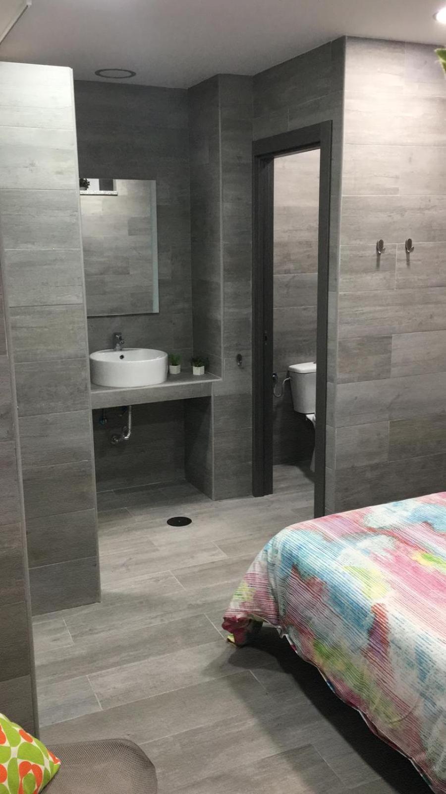 Apartment B, A 3 Minutos De La Estacion De Bus Y Tren Malaga