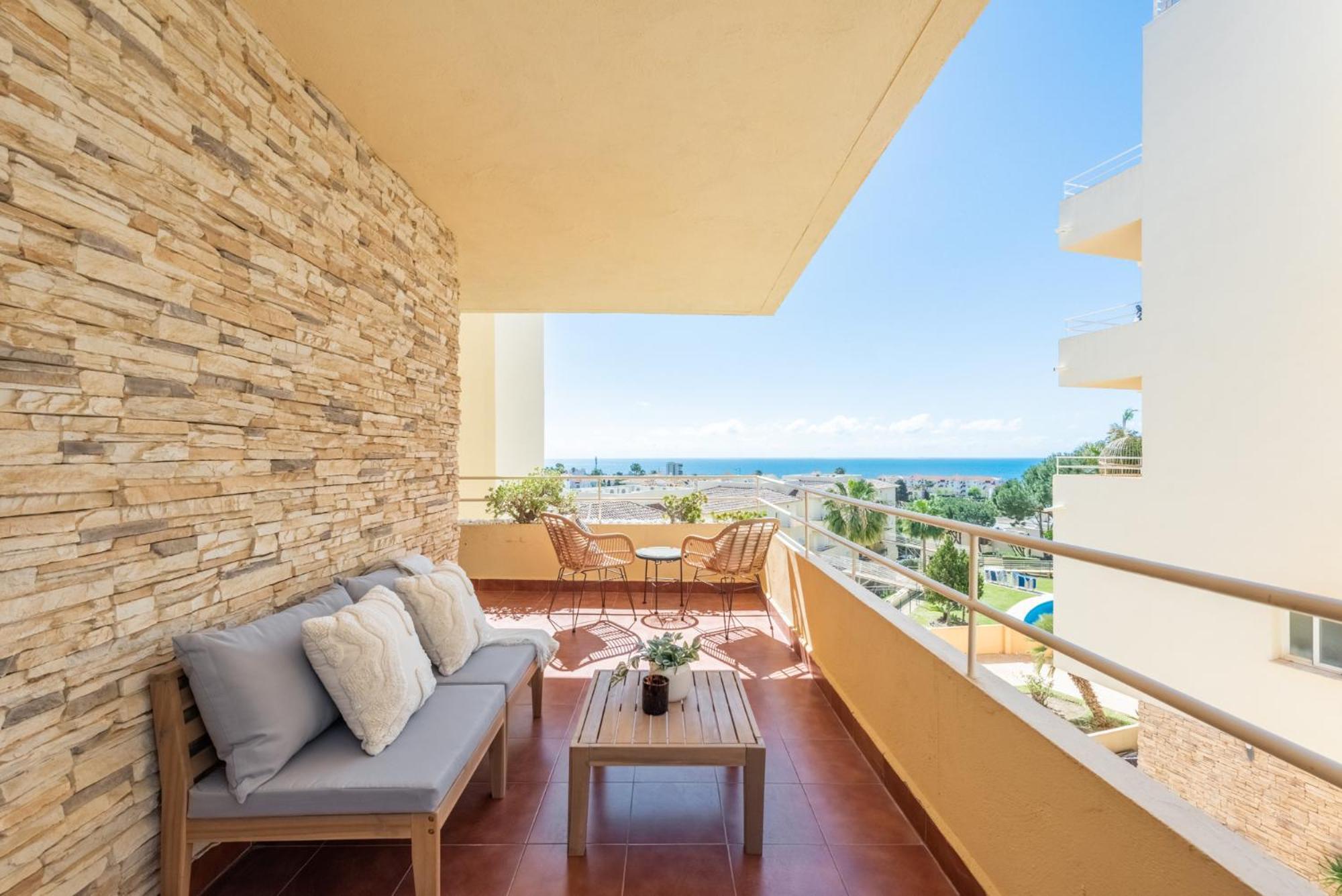 Apartment And Sea View In Riviera Del Sol *