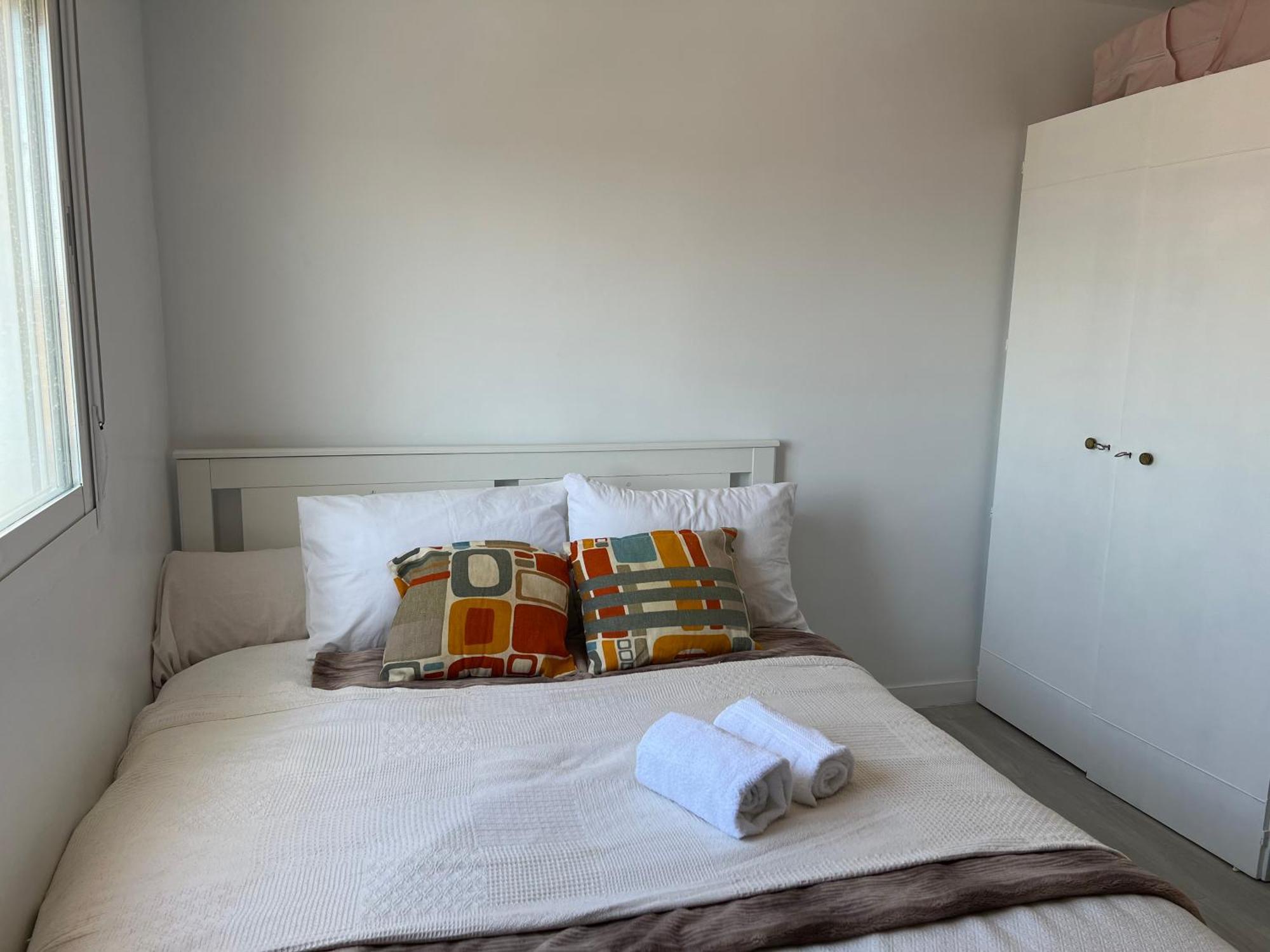 Rare Find! Skyline View-modern 6 Bed 2 Bath Flat In The Heart Of * Málaga