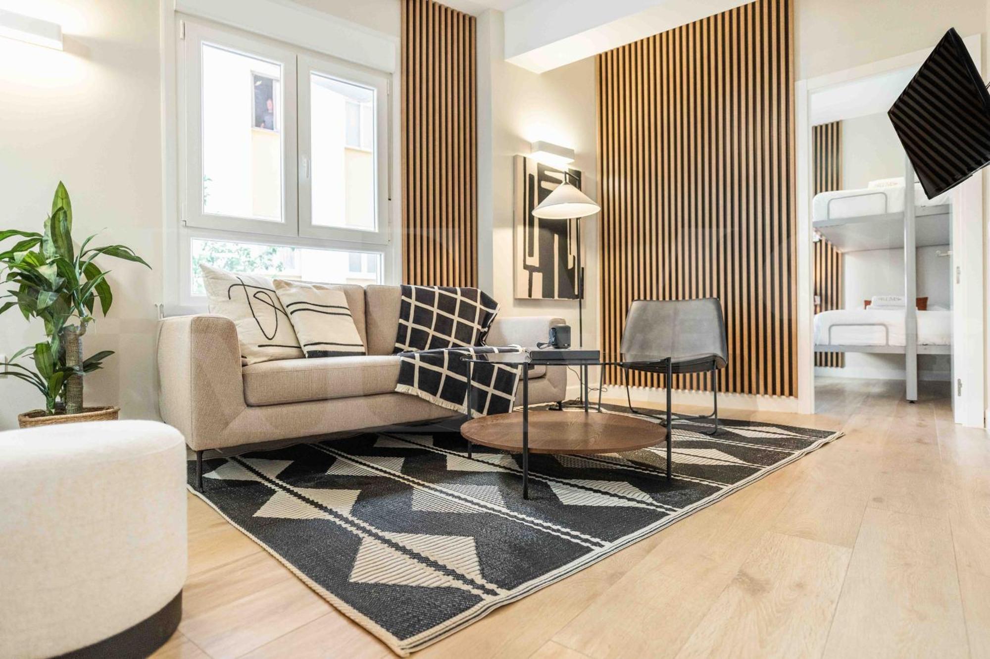 Apartment Spacious 3 Bedroom By Rems *