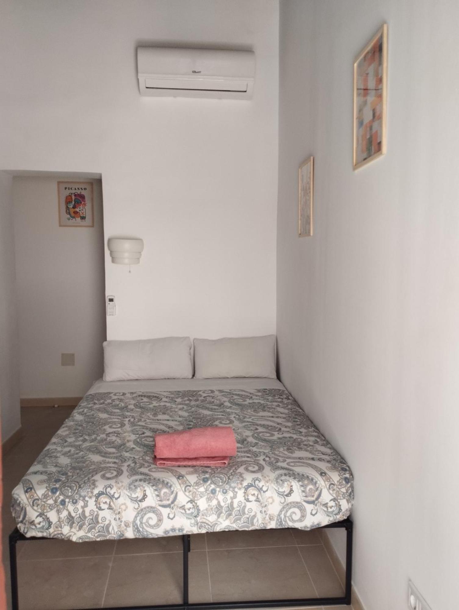 Homestay Casa Lagunillas Ensuite Malaga