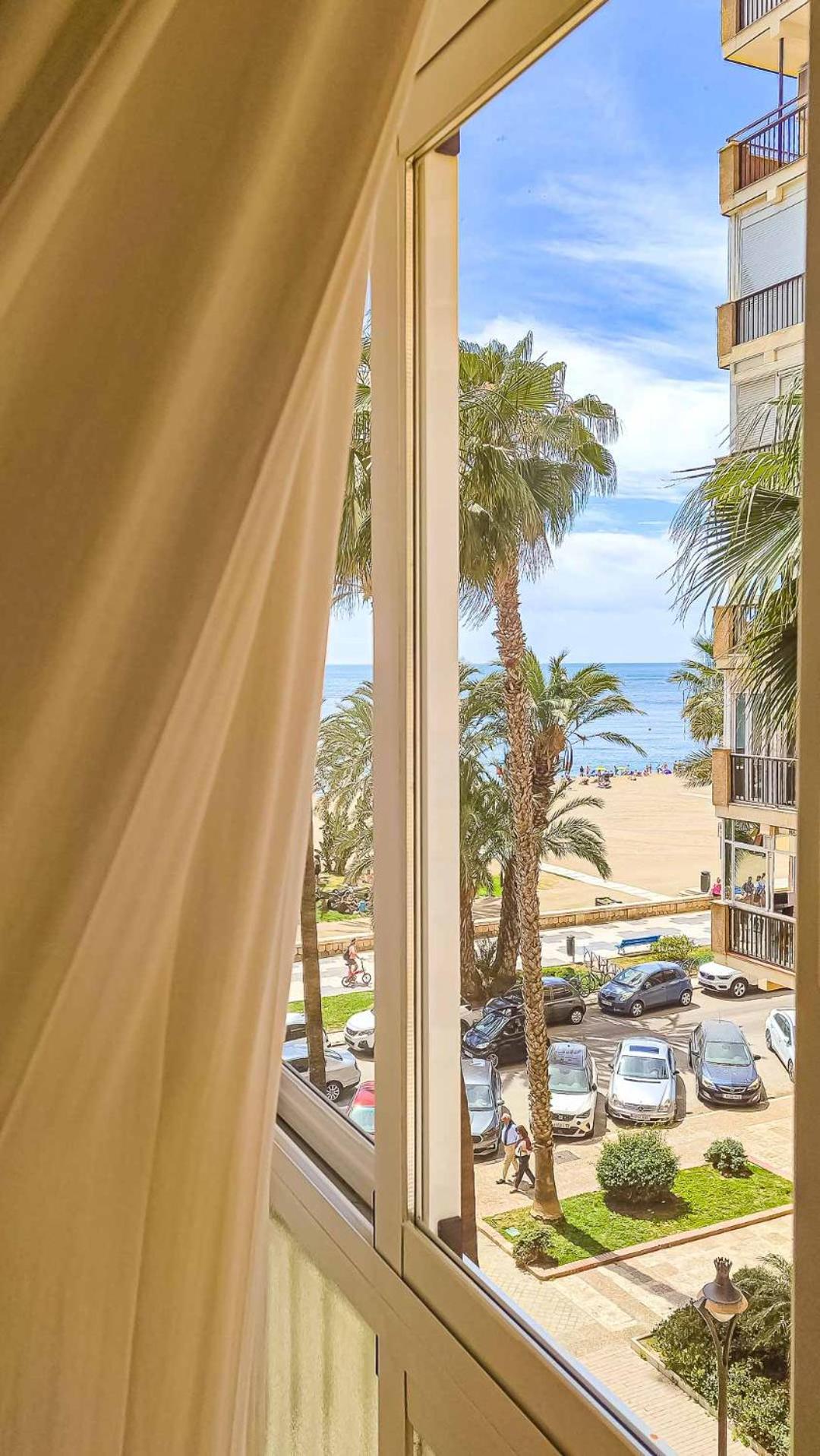 Apartment Vivienda Centrica Frente Al Mar Málaga