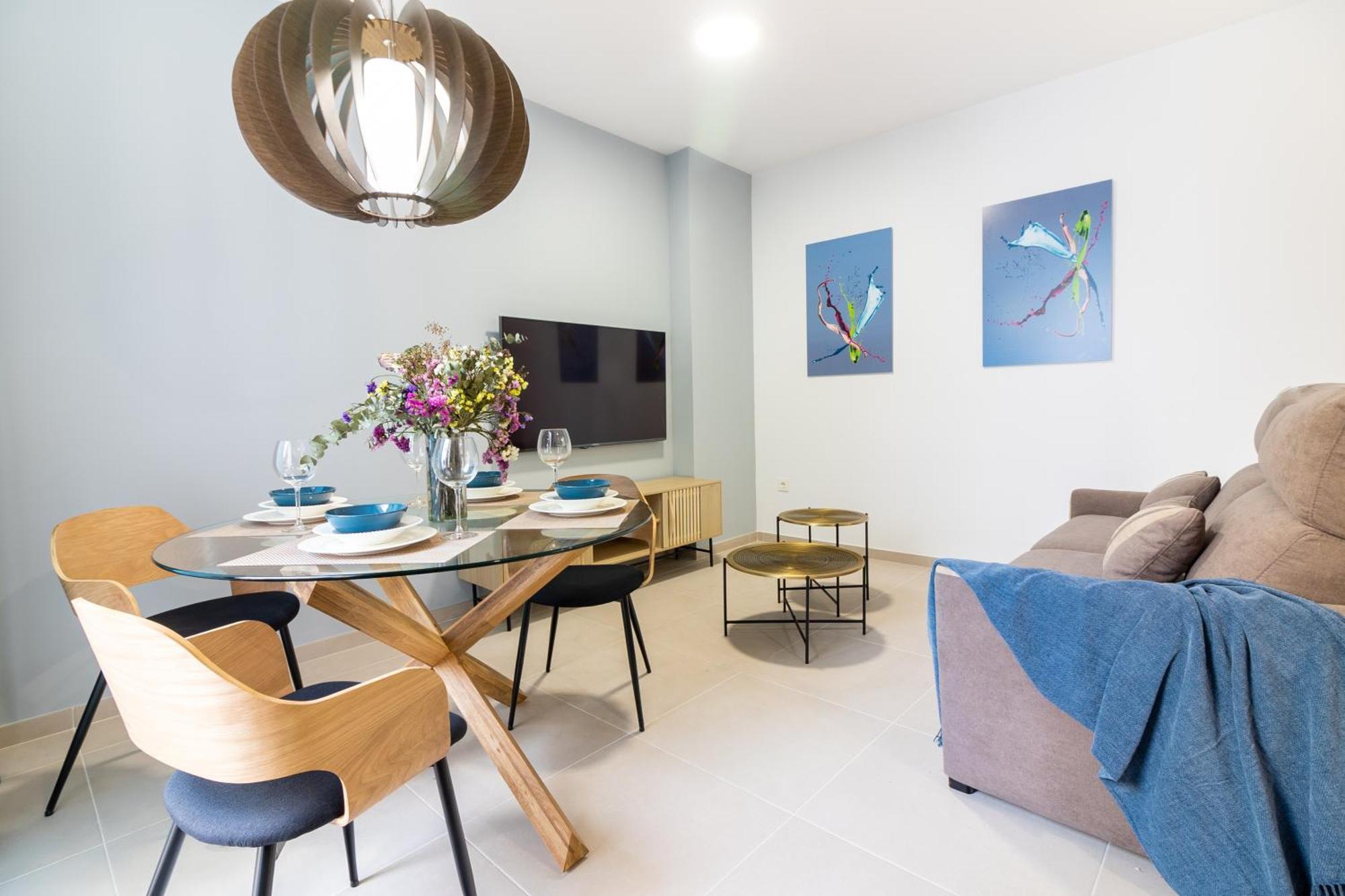 Center Flat Mariblanca 12 Sun & Terrace Boutique Apartment *