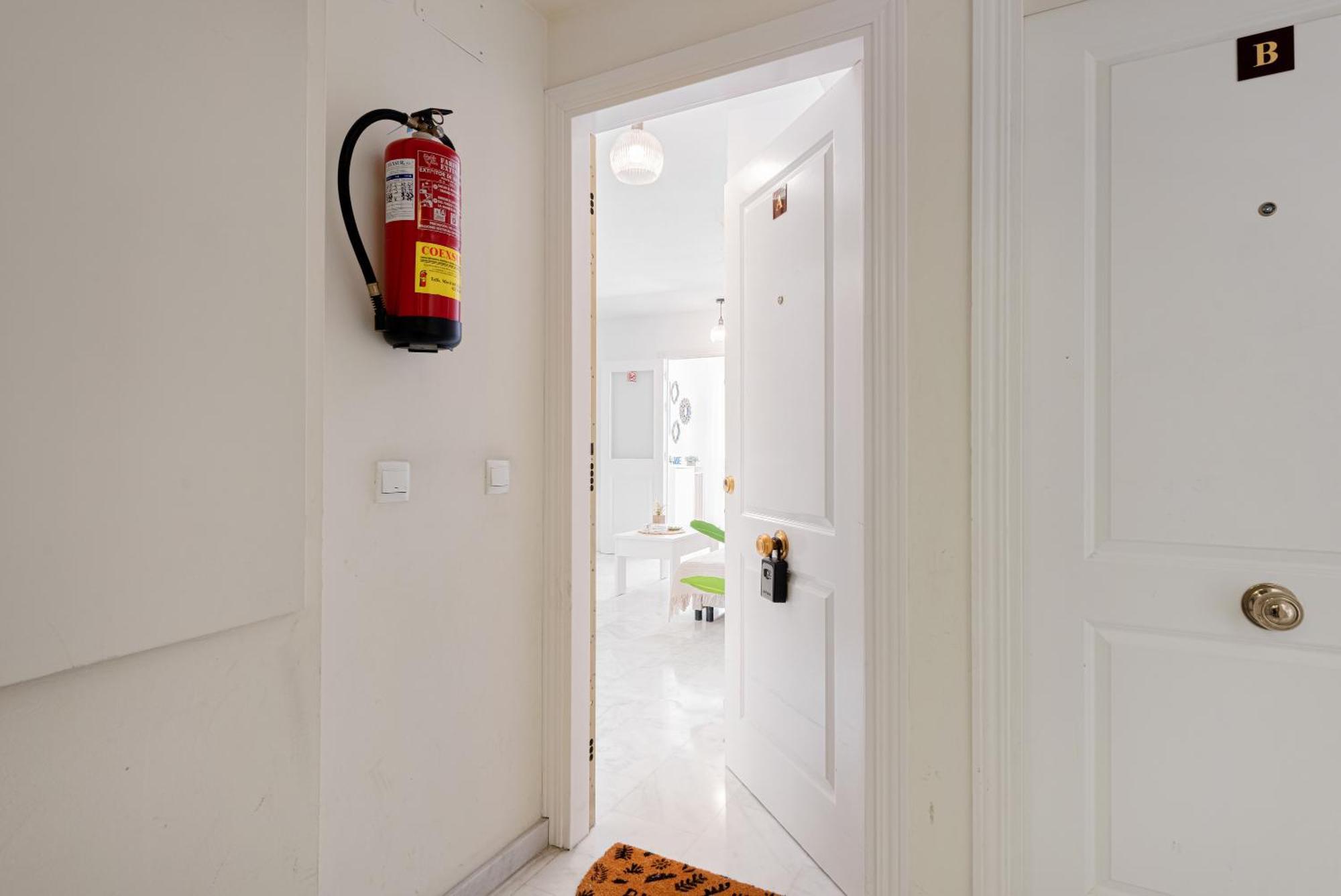 Rd Berrocal Wifi Aire Acondicionado Apartamento