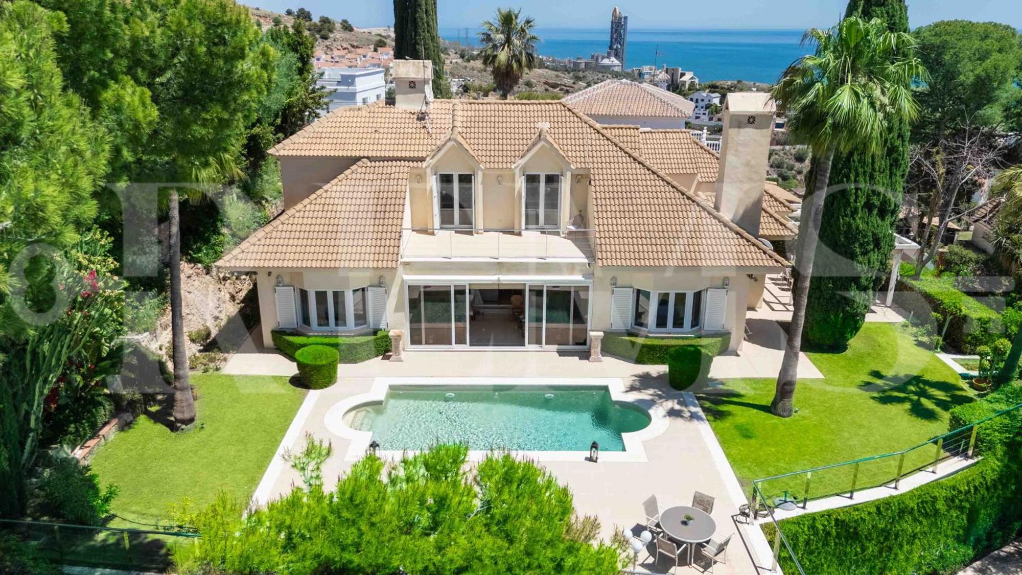 Luxury With Sea Views & Terrace By Rems Apartment