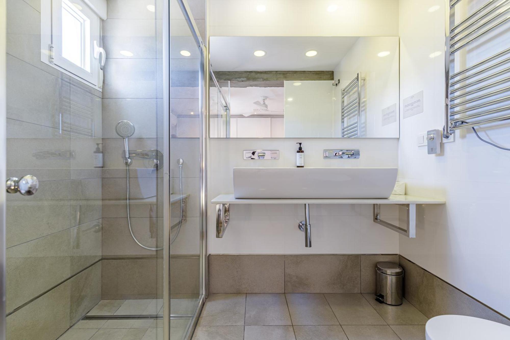 Six By Caleta Homes Appartement