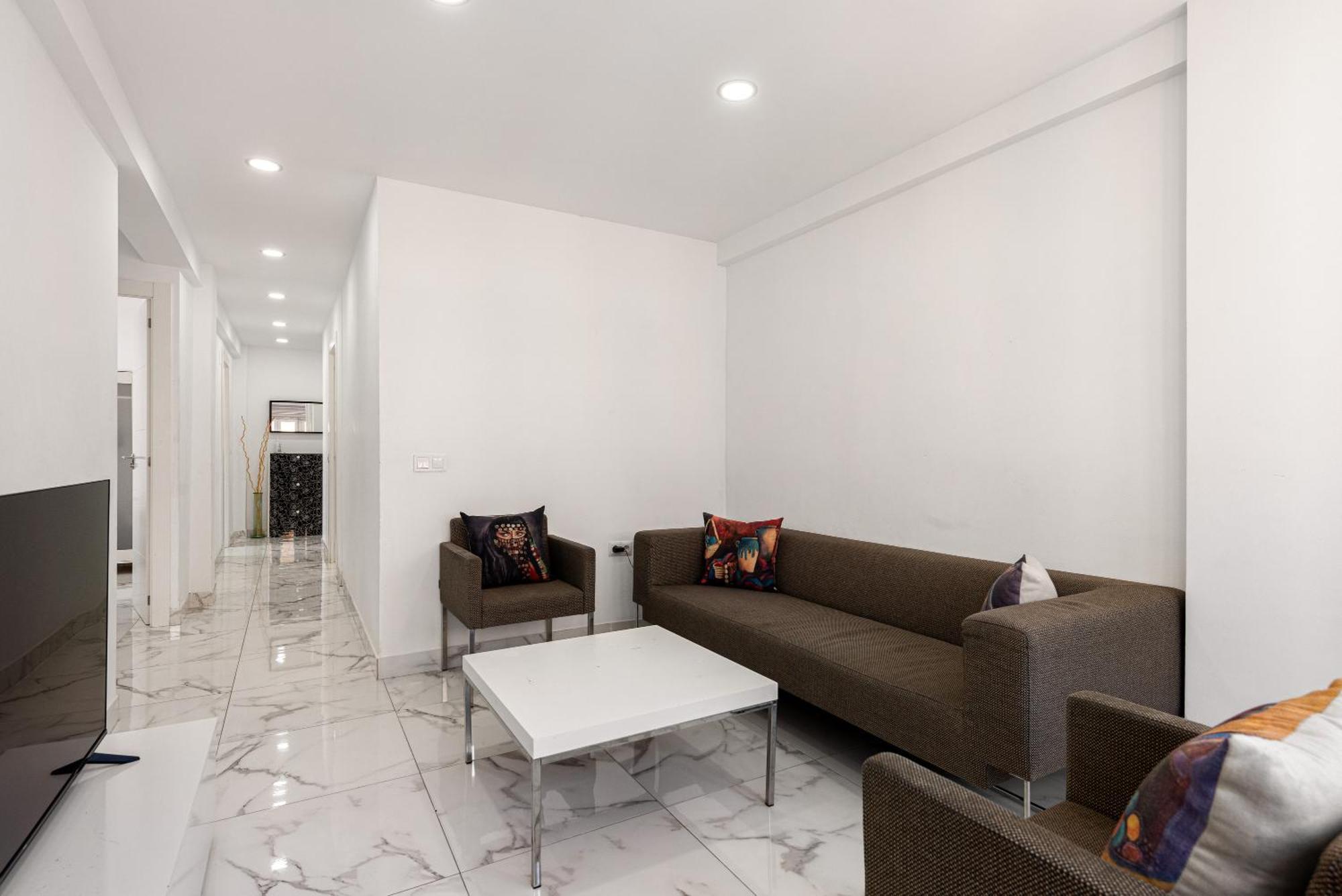Maria Zambrano Apartment *