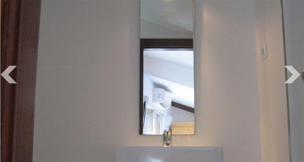 Residencia Universitaria San Jose Apartment
