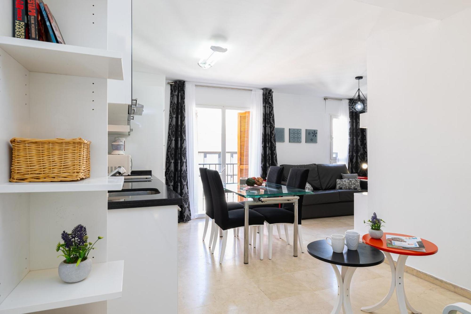 Apartment Holidays2malaga Ancha Del Carmen Aacc, Lift, Wifi Malaga
