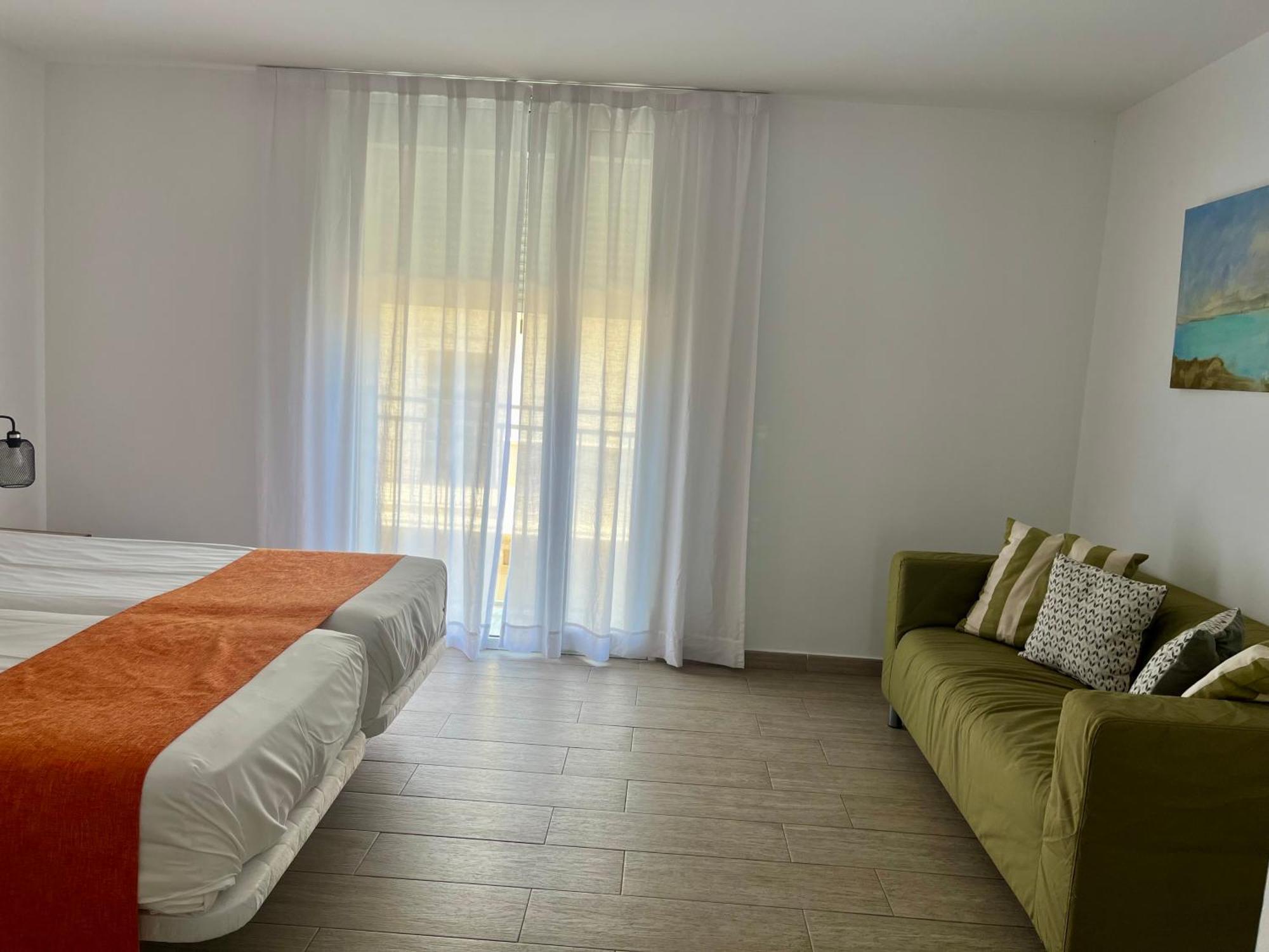 Dobo Homes - Sl4 Malaga